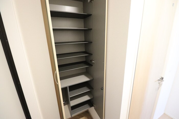 玄関　シューズボックスです