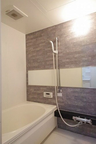 バス・シャワールーム　類似室内