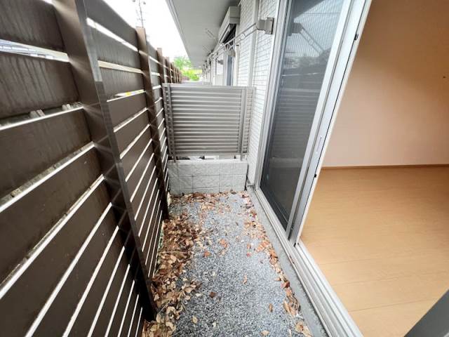 バルコニー　同物件別部屋イメージ