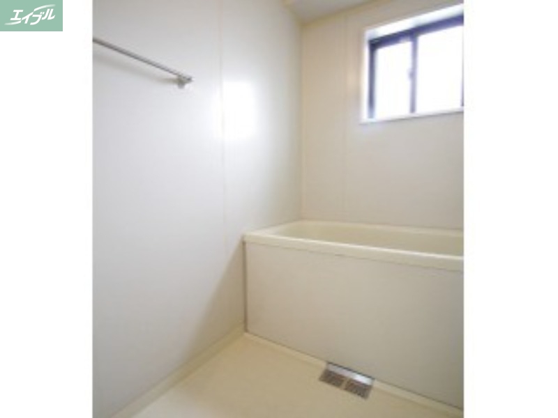 バス・シャワールーム　バスルーム