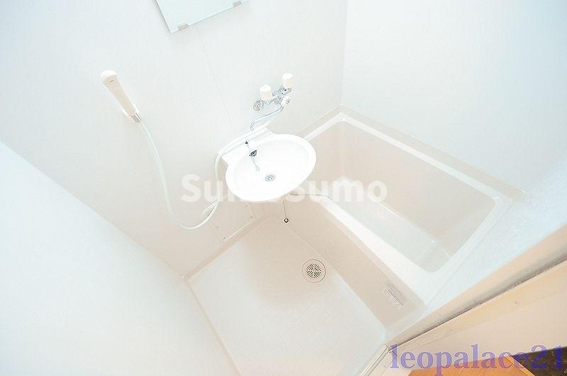 バス・シャワールーム　きれいなお風呂です