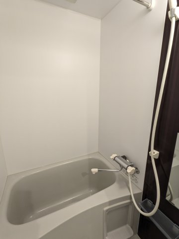 バス・シャワールーム　102号室