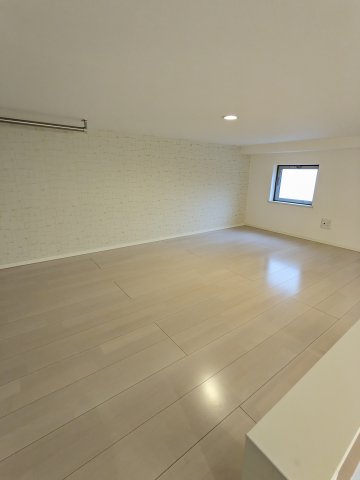 その他　102号室ロフト