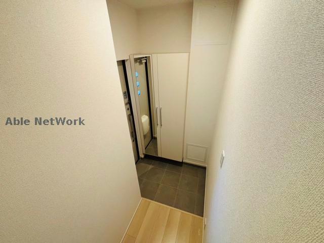 玄関　同型類似のものです。