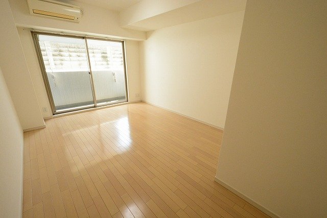 居室・リビング　エアコン付きで初期費用を抑えたい方にもおすすめです。