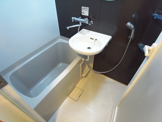 バス・シャワールーム　バスルーム