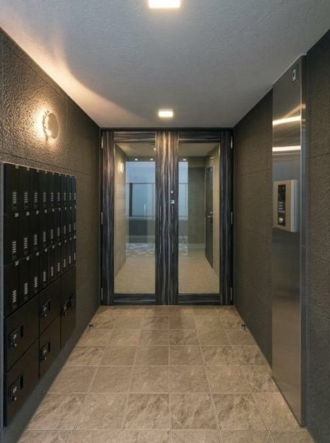 エントランス　エントランス