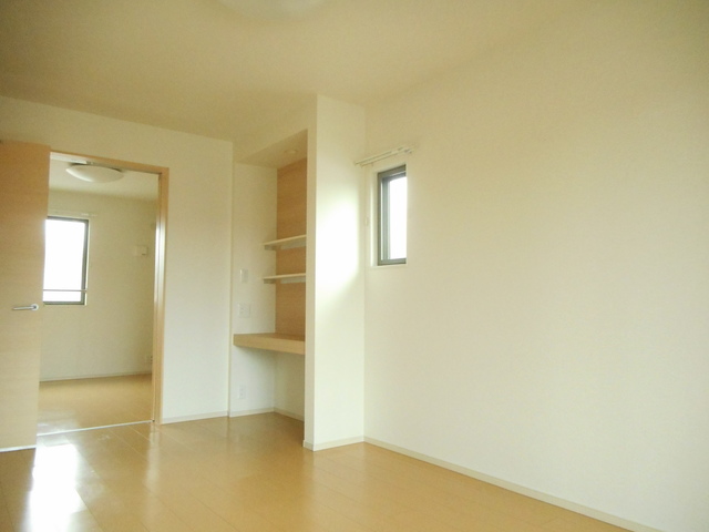 居室・リビング　８帖のリビングスペース。