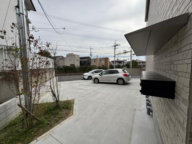 駐車場　駐車場