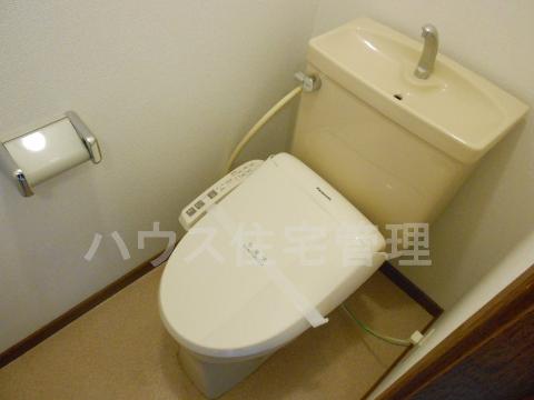 トイレ　シャワー付トイレ