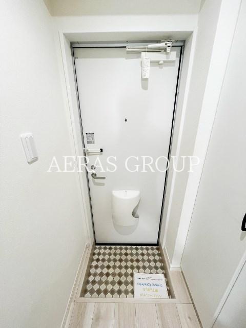 玄関　別部屋同仕様