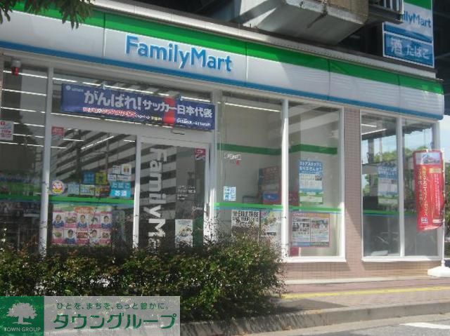コンビニ　ファミリーマートサクマ西葛西店（コンビニ）まで130m