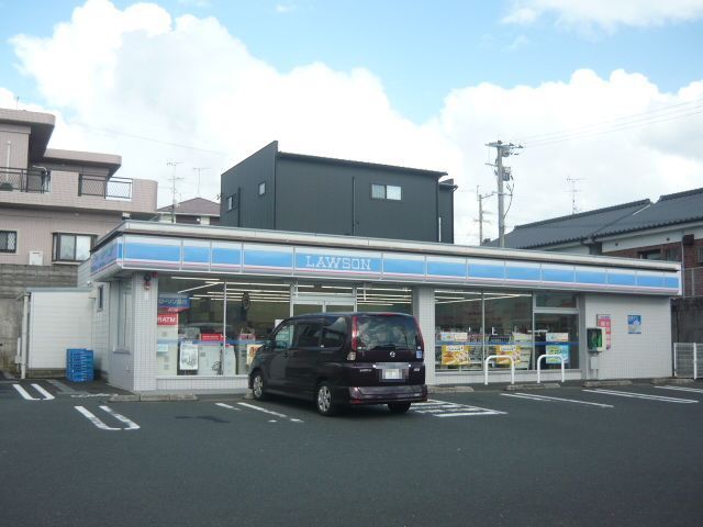 コンビニ　ローソン　吉野花棚店（コンビニ）まで800m