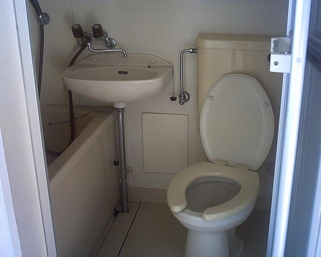 バス・シャワールーム