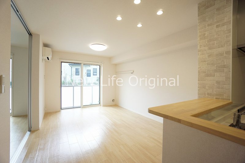 居室・リビング　リビングも広いので家族でゆったりと過ごせますね☆