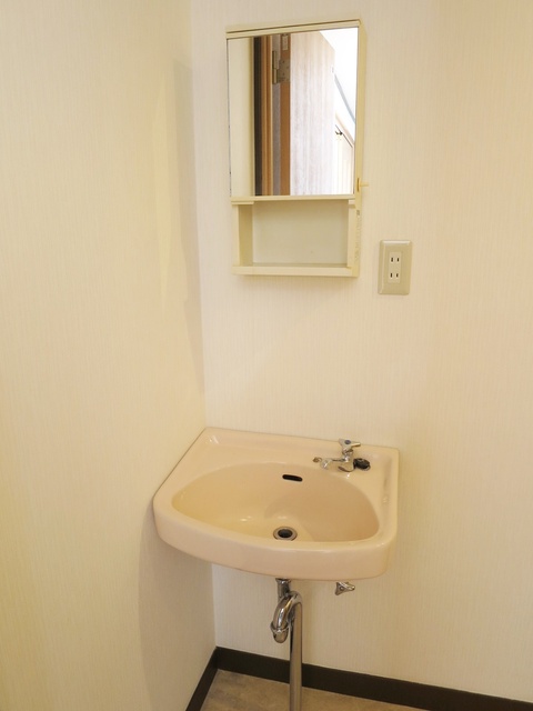 洗面設備　洗面台です！