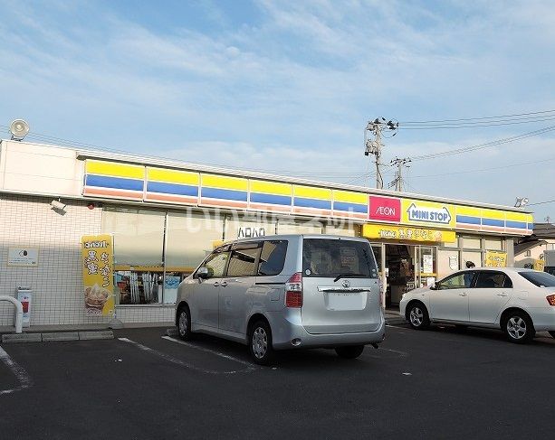 コンビニ　ミニストップ　仙台上飯田店（コンビニ）まで612m