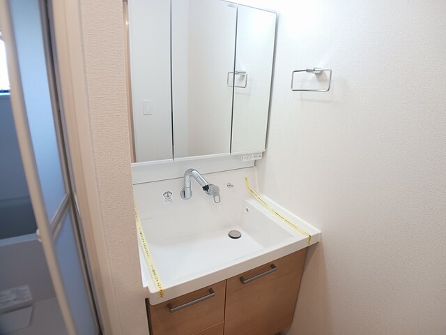 洗面設備　同施工会社同シリーズ別物件