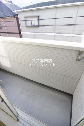 バルコニー　バルコニー付きで採光＆風通し良好！