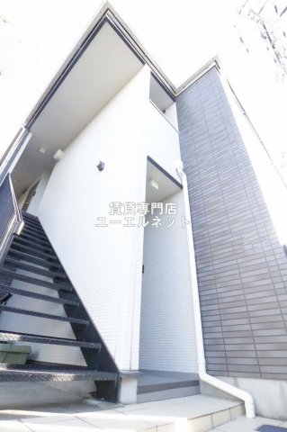 建物外観　シンプルで洗練されたデザインが毎日の暮らしに心地よさをプラス