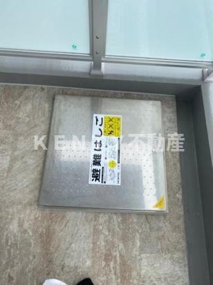 バルコニー　広々としたバルコニーです