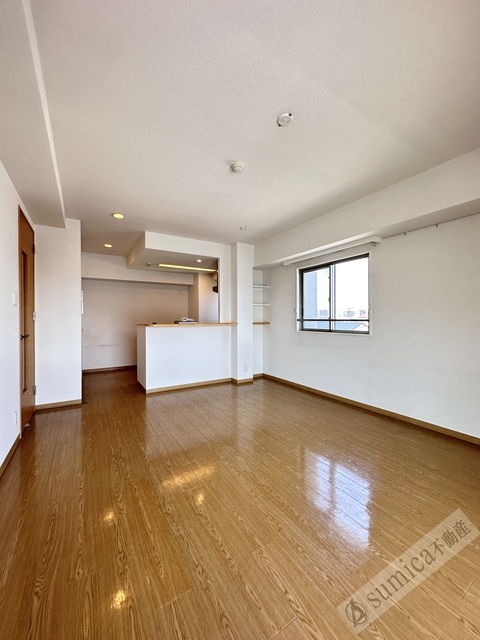 居室・リビング　風通しのいいリビング