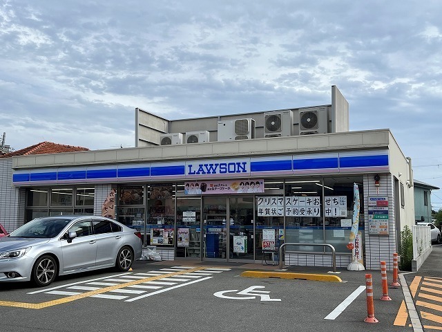 コンビニ　ローソン伊丹下河原２丁目店（コンビニ）まで500m