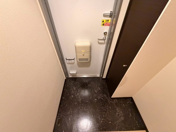 レオネクストアンソレイユEの玄関写真