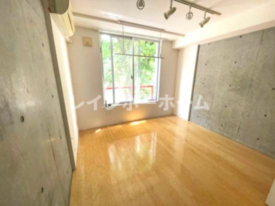 居室・リビング　※別部屋参考写真