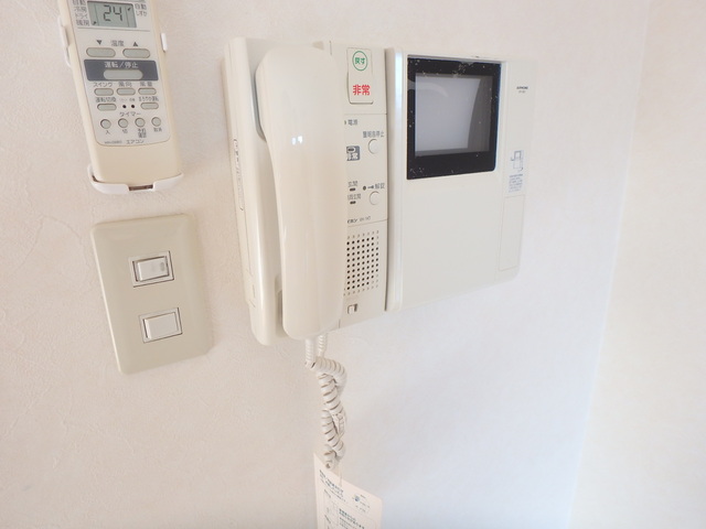 セキュリティ　★訪問者が確認できるＴＶモニターホン★