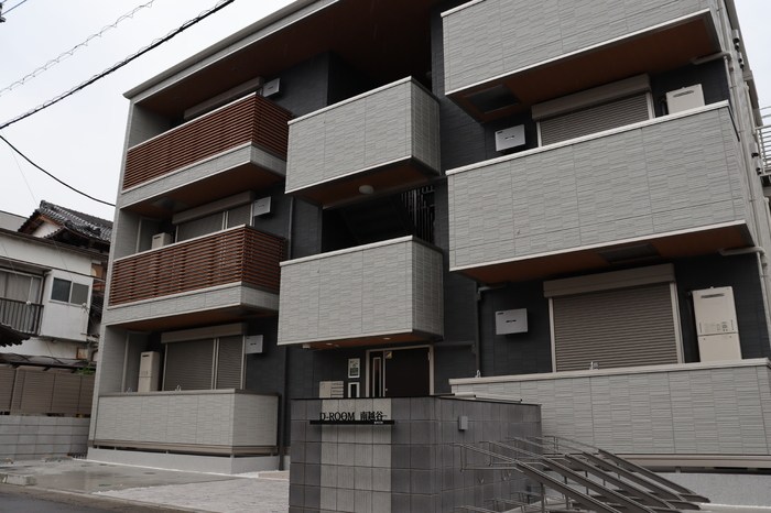 D-ROOM南越谷の外観写真