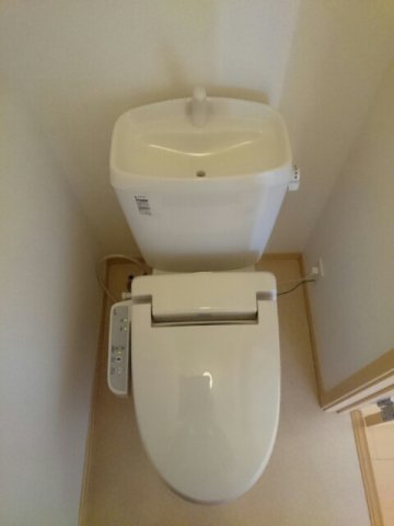 トイレ　シンプルで使いやすいトイレです