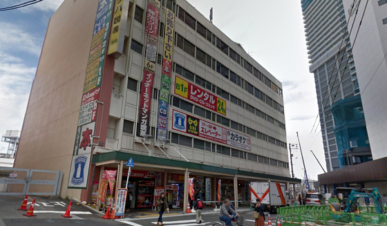 コンビニ　ローソンフタバ図書ＧＩＧＡ広島駅（コンビニ）まで151m