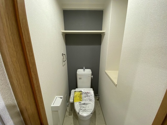 トイレ　※別号室の写真です