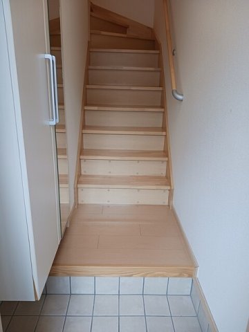 玄関　シンプルで使いやすい玄関です