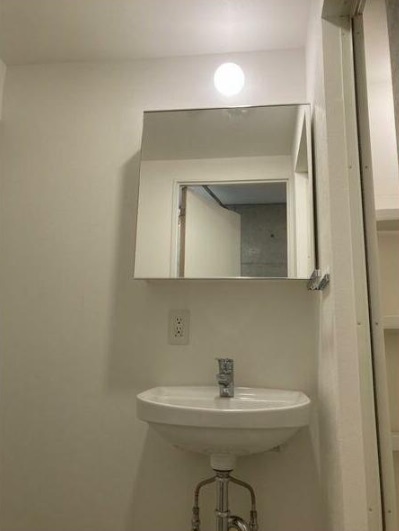 洗面設備　別部屋参考写真