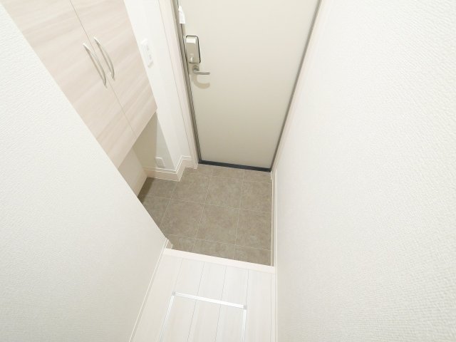 玄関　明るい玄関です