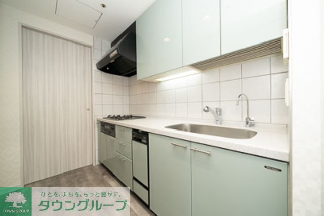 キッチン　※写真は同タイプ住戸です。