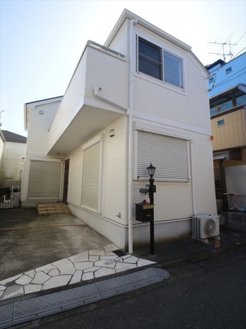 建物外観　気兼ねのない一戸建て