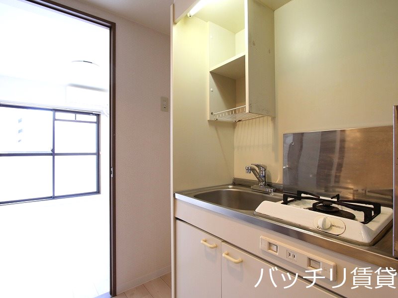キッチン　同型タイプの為、現状を優先致します。