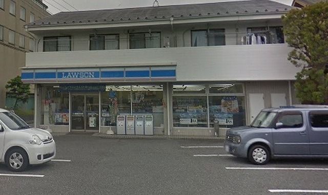 コンビニ　ローソン立川羽衣町3丁目店（コンビニ）まで215m
