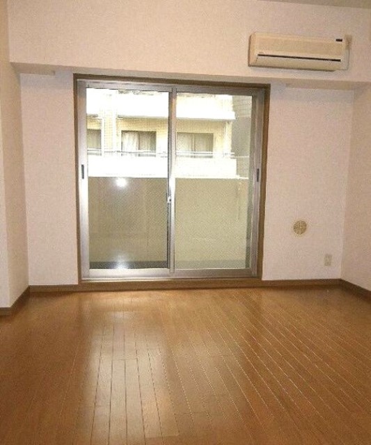 居室・リビング　別タイプ部屋　参考写真です