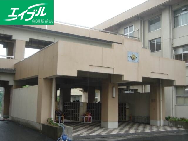 中学校　岡山市立興除中学校（中学校）まで3133m
