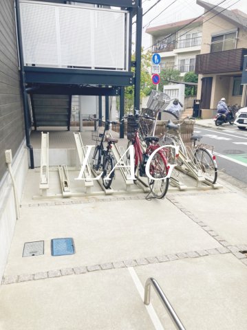 その他共有部分　駐輪場になります。