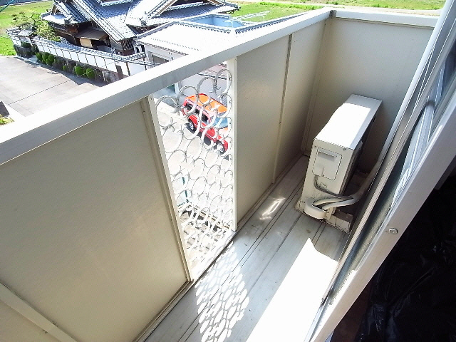 バルコニー　※同型参考写真