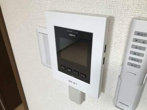 セキュリティ　モニター付きインターホン