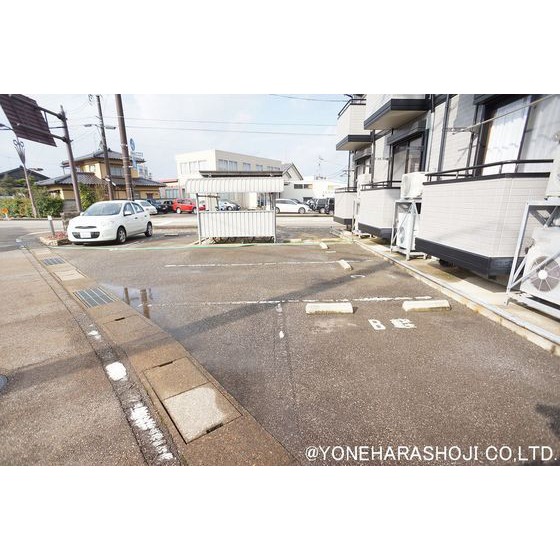 駐車場　融雪駐車場