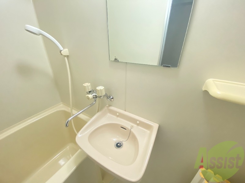 洗面設備　快適に使用できる、清潔感にこだわったトイレです。