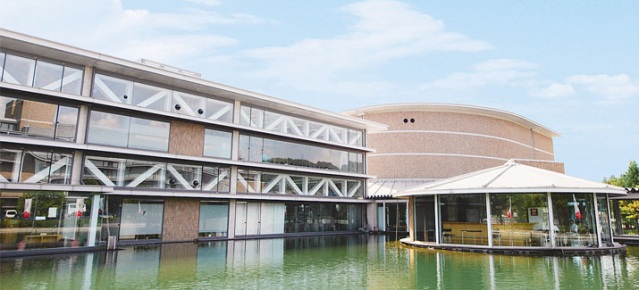 図書館　大淀町立図書館（図書館）まで1373m