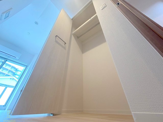 収納　エスリード　ザ・カレント大阪